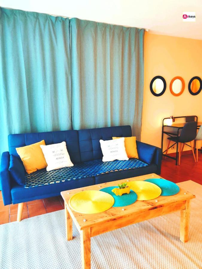 Grand Studio Azur Avec Terrasse - Vieil Antibes Ngoại thất bức ảnh