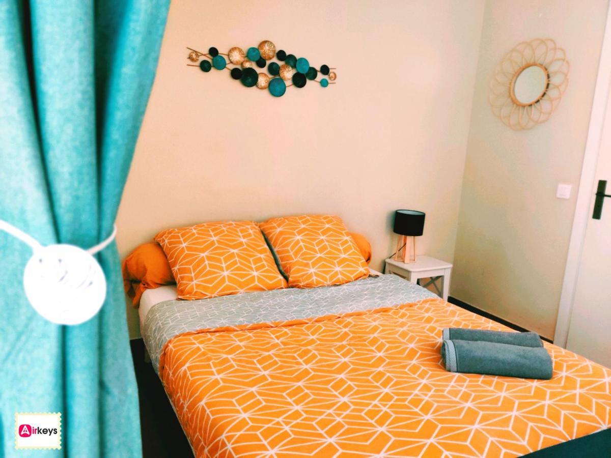 Grand Studio Azur Avec Terrasse - Vieil Antibes Ngoại thất bức ảnh