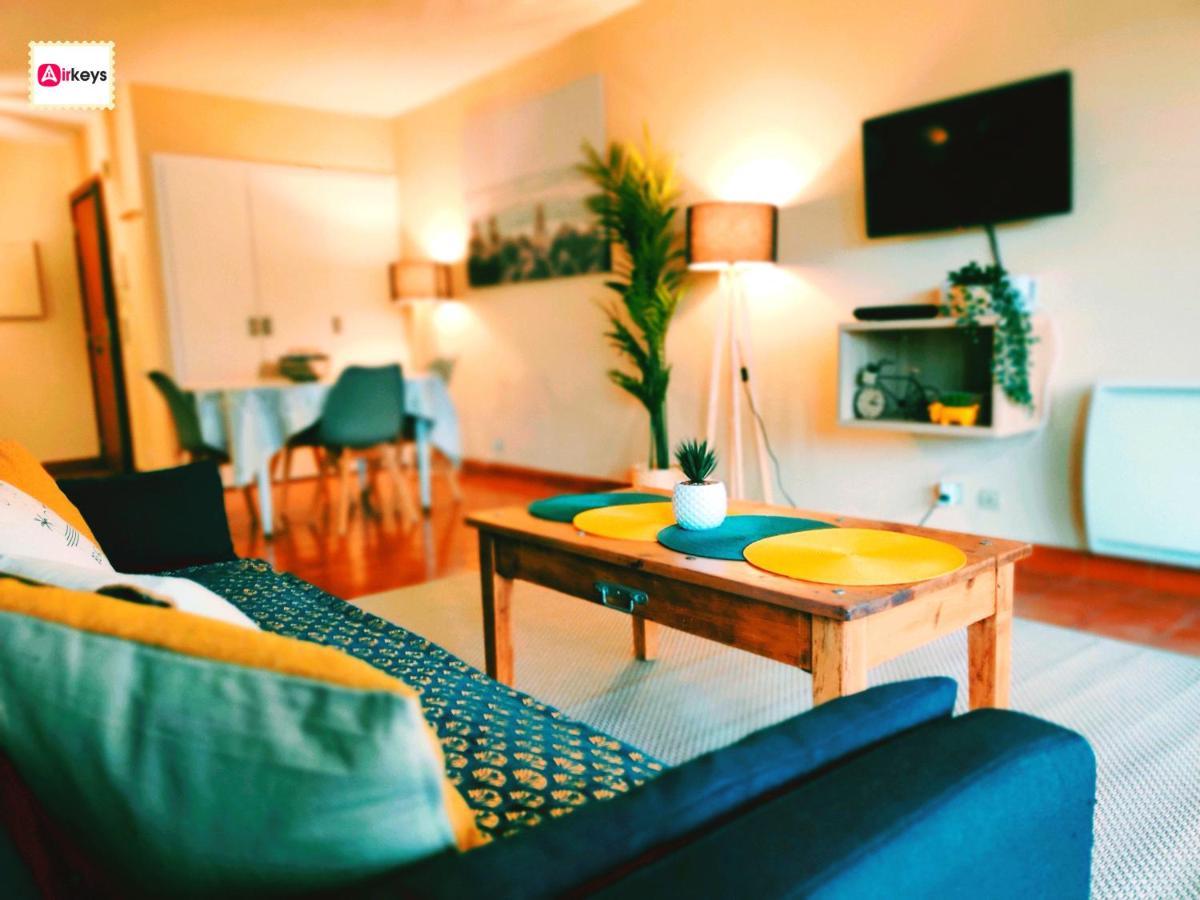 Grand Studio Azur Avec Terrasse - Vieil Antibes Ngoại thất bức ảnh