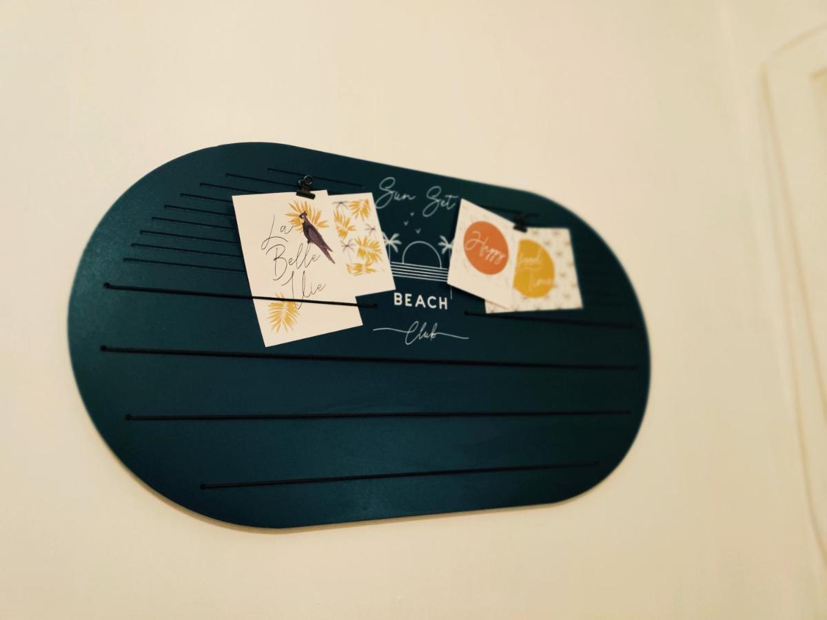 Grand Studio Azur Avec Terrasse - Vieil Antibes Ngoại thất bức ảnh